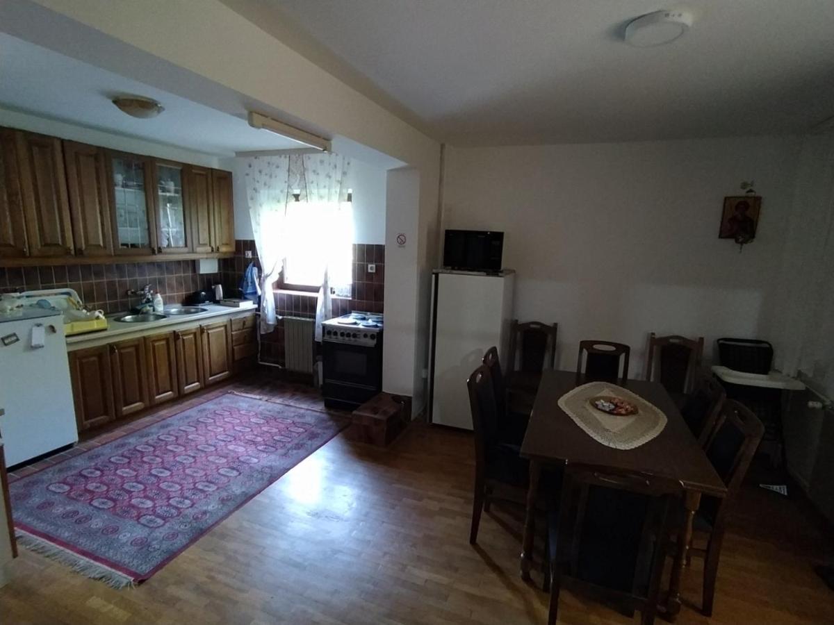 Hotel Pjer Sobe Niska Banja Esterno foto